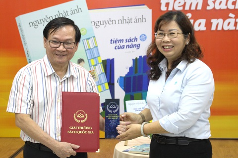 Nguyễn Nhật Ánh viết sách mới từ ký ức Kính vạn hoa - Ảnh 4. Nguyễn Nhật Ánh viết sách mới từ ký ức Kính vạn hoa - Ảnh 4.