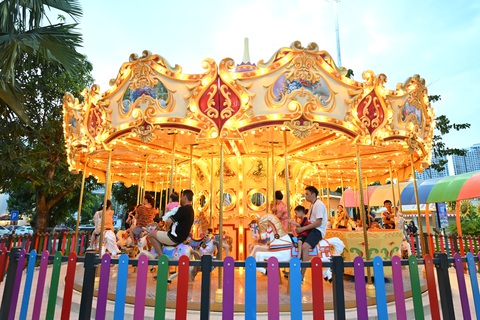 8Wonder - Ảnh 4. Dạo biển giữa lòng thành phố ở Vinhomes Grand Park - Ảnh 14.