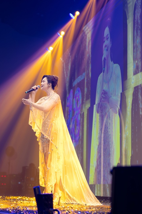 Khánh Thi: “Năm sau chồng lại muốn tôi tiếp tục sinh con” - Ảnh 9. Khánh Thi: “Năm sau chồng lại muốn tôi tiếp tục sinh con” - Ảnh 9.