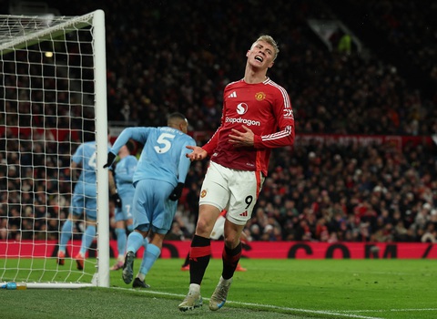 Man City hòa, Man United lại thua ở Premier League - Ảnh 4. Man City hòa, Man United lại thua ở Premier League - Ảnh 4.