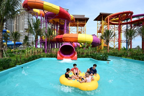 Dạo biển giữa lòng thành phố ở Vinhomes Grand Park - Ảnh 8. Dạo biển giữa lòng thành phố ở Vinhomes Grand Park - Ảnh 8.