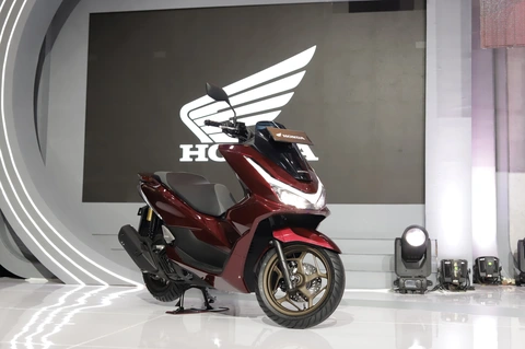 Honda PCX 160 2025 ra mắt: Diện mạo mới, thêm tính năng,động cơ cũ, chờ ngày về Việt Nam - Ảnh 1.