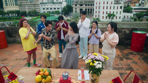 'Anh trai' Gin Tuấn Kiệt so kè nhan sắc Võ Cảnh trong phim tết Tứ hải phát tài - Ảnh 5.