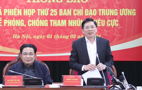 9 cán bộ diện trung ương quản lý được cho thôi chức vụ- Ảnh 1. Phó trưởng Ban Nội chính Trung ương Đặng Văn Dũng - Ảnh: GIA HÂN
