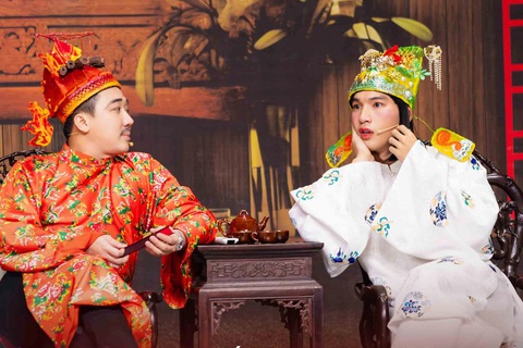 HIEUTHUHAI diễn hài kịch cùng Trấn Thành, Lê Dương Bảo Lâm - Ảnh: VieChannel HIEUTHUHAI diễn hài kịch cùng Trấn Thành, Lê Dương Bảo Lâm - Ảnh: VieChannel