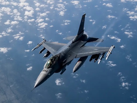 Một tiêm kích F-16 - Ảnh: Không quân Mỹ Một tiêm kích F-16 - Ảnh: Không quân Mỹ