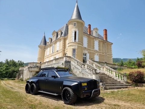 Rolls-Royce Phantom 'tận thế' độ off-road 6 bánh, không phải bán tải- Ảnh 7. Rolls-Royce Phantom 'tận thế' độ off-road 6 bánh, không phải bán tải- Ảnh 7.