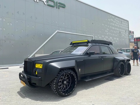 Rolls-Royce Phantom 'tận thế' độ off-road 6 bánh, không phải bán tải- Ảnh 5. Rolls-Royce Phantom 'tận thế' độ off-road 6 bánh, không phải bán tải- Ảnh 5.