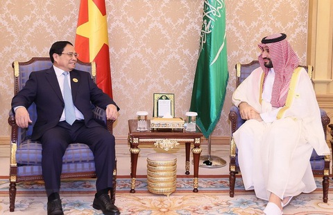 Thủ tướng Phạm Minh Chính gặp Thủ tướng-Thái tử Saudi Arabia Mohammad bin Salman trong chuyến thăm Saudi Arabia - Ảnh: TTXVN Thủ tướng Phạm Minh Chính gặp Thủ tướng-Thái tử Saudi Arabia Mohammad bin Salman trong chuyến thăm Saudi Arabia - Ảnh: TTXVN