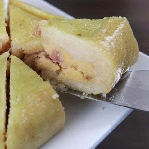 Ảnh vui 13-2: Lựa 'ngày lành' để xông đất đầu năm- Ảnh 6. Ăn đến miếng thứ mấy rồi?!
