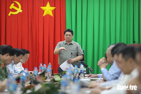 Thủ tướng: Đến 28-2 phải giải quyết xong cát cho vành đai 3 TP.HCM- Ảnh 3. Thủ tướng Phạm Minh Chính làm việc với các bộ ngành và đơn vị liên quan về dự án vành đai 3 TP.HCM sáng 13-2
