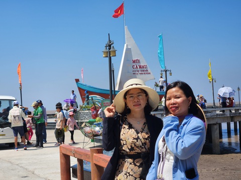 Thời tiết hôm nay 16-2: Bắc Bộ mưa rào, Nam Bộ nắng nóng- Ảnh 1. Hôm nay 16-2, thời tiết các tỉnh Nam Bộ ít mây, nắng nóng - Ảnh: BỬU ĐẤU