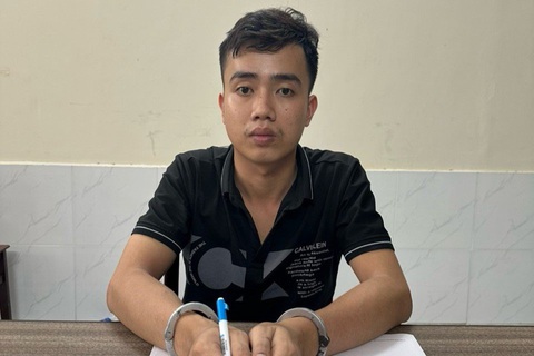 Đối tượng Nguyễn Đăng Khoa tại cơ quan công an - Ảnh: Công an cung cấp Nghi phạm Nguyễn Đăng Khoa tại cơ quan công an - Ảnh: Công an cung cấp