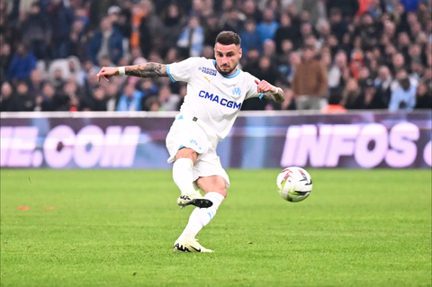 Marseille bán tháo hậu vệ tuyển Pháp vì nguyên nhân kỳ lạ- Ảnh 1. CLB Marseille muốn bán tháo hậu vệ tuyển Pháp Jonathan Clauss nhưng bất thành - Ảnh: FEP