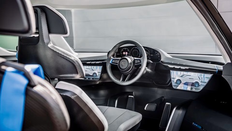 Porsche cũng phải theo xu hướng làm MPV- Ảnh 3. Nội thất Porsche Renndienst vốn đã khá hoàn chỉnh ngoại trừ vị trí lái trung tâm khá dị - Ảnh: Porsche