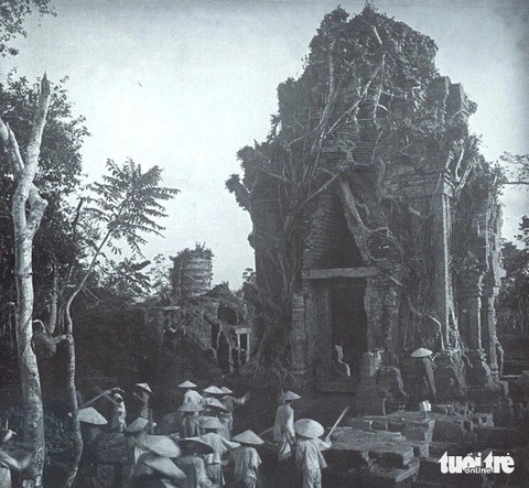 Ấn Độ tham gia dự án khôi phục Phật viện Đồng Dương- Ảnh 1. Hình ảnh Phật viện Đồng Dương trong lần khai quật được người Pháp thực hiện năm 1902 - Ảnh: Viện Viễn Đông Bác cổ