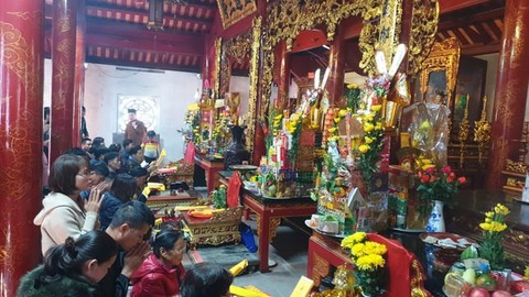 Jackpot hơn 112 tỉ, vé số Vietlott hút khách ở các lễ hội- Ảnh 2. Jackpot hơn 112 tỉ, vé số Vietlott hút khách ở các lễ hội- Ảnh 2.