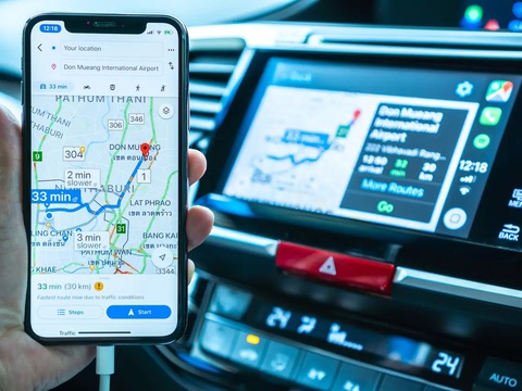 Xe Apple sắp đến Việt Nam, tích hợp dữ liệu cho Look Around- Ảnh 4. Dù gặp phải sự cạnh tranh khốc liệt, Google Maps vẫn đang thống trị thị trường bản đồ - Ảnh: Business Insider