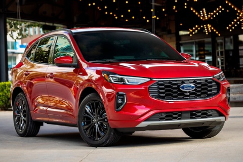 Xe ra mắt hụt tại Việt Nam Ford Escape sắp có bản thuần điện, được ví là hoàn hảo- Ảnh 2. Lãnh đạo Ford thừa nhận một mẫu xe có kích thước như Escape là phù hợp cả về giá và độ thực tiễn cho họ lẫn người dùng. Mẫu xe này từng đặt lịch ra mắt Việt Nam, thậm chí được cho là có cả dây chuyền lắp ráp tại Hải Dương, nhưng sau đó bị hủy bỏ - Ảnh: Ford
