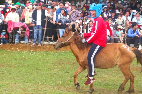 Một Một