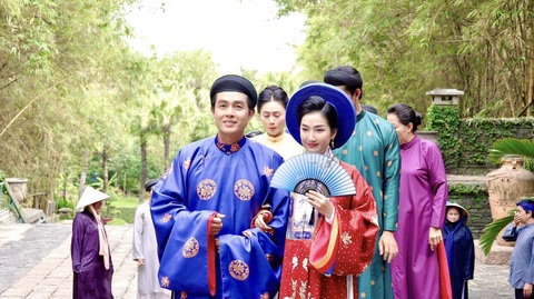 Hòa Hiệp (trái) và Quỳnh Lam trong phim Duyên tiên tiền định - Ảnh: ĐPCC Hòa Hiệp (trái) và Quỳnh Lam trong phim Duyên tiên tiền định - Ảnh: ĐPCC