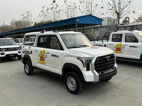 Hãng xe Trung Quốc Mecides đạo nhái mọi thương hiệu khác, thông số như xe đồ chơi- Ảnh 8. Hãng xe Trung Quốc Mecides đạo nhái mọi thương hiệu khác, thông số như xe đồ chơi- Ảnh 8.