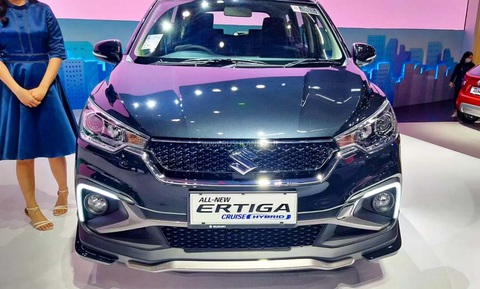 Suzuki Ertiga Hybrid tung bản mới, pin lớn hơn, đấu Mitsubishi Xpander HEV vừa ra mắt- Ảnh 4. Suzuki Ertiga Hybrid tung bản mới, pin lớn hơn, đấu Mitsubishi Xpander HEV vừa ra mắt- Ảnh 4.
