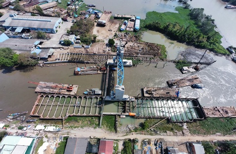 Cống ngăn mặn Nguyễn Tấn Thành (Tiền Giang) sẵn sàng đóng cống khi mặn xâm nhập - Ảnh: M.TR. Cống ngăn mặn Nguyễn Tấn Thành (Tiền Giang) sẵn sàng đóng cống khi mặn xâm nhập - Ảnh: M.TR.