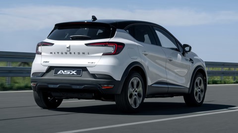 Xforce chặn đường Mitsubishi Outlander Sport có thể quay lại Việt Nam- Ảnh 3. Mitsubishi có thể khai tử hẳn Outlander Sport để dùng Xforce tại Đông Nam Á và ASX tại châu Âu/Úc, tuy nhiên cách tiếp cận này đồng nghĩa họ sẽ bỏ phí dòng tên vốn vẫn có nhiều khách hàng ưa chuộng của mình - Ảnh: Mitsubishi