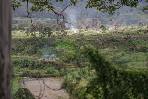 Thảm sát ở Papua New Guinea, 53 người chết- Ảnh 1. Các ngôi làng ở tỉnh Enga của Papua New Guinea bị thiêu rụi trong xung đột giữa các bộ lạc - Ảnh: ABC