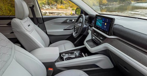 Ford Explorer 2024 ra mắt: Hầm hố hơn, nhiều công nghệ hiện đại- Ảnh 11. Ford Explorer 2024 ra mắt: Hầm hố hơn, nhiều công nghệ hiện đại- Ảnh 11.