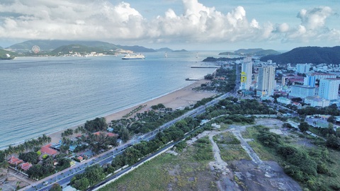 Một góc vịnh Nha Trang - Ảnh: TRẦN HƯỚNG Một góc vịnh Nha Trang - Ảnh: TRẦN HƯỚNG