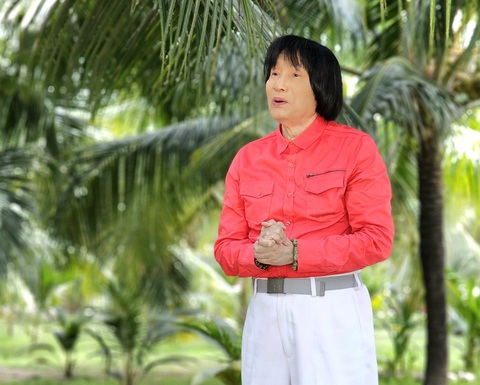 Nghệ sĩ Minh Vương thể hiện bài ca cổ Thiêng liêng K9 - Ảnh: BTC cung cấp Nghệ sĩ Minh Vương thể hiện bài ca cổ Thiêng liêng K9 - Ảnh: BTC cung cấp