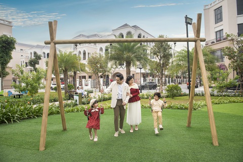 Vinhomes áp dụng trần lãi suất vay cố định lên đến 15 năm- Ảnh 2. Chương trình trần lãi vay cố định mà Vinhomes vừa tung ra cho 3 dự án đang thu hút nhiều sựquan tâm trên thị trường. Ảnh: Đ.H