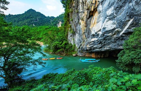 Hội An, Ninh Bình, Phong Nha... là điểm đến thân thiện nhất- Ảnh 1. Phong Nha, Quảng Bình có 2 năm liên tiếp nằm trong top 3 những điểm đến thân thiện nhất Việt Nam - Ảnh: Booking.com