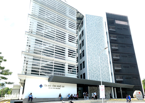 Thêm 4 trường đại học tham gia cuộc đua trở thành đại học- Ảnh 1. Trường đại học Cần Thơ đã hoàn thành xây dựng đề án chuyển đổi thành Đại học Cần Thơ - Ảnh: TRẦN HUỲNH