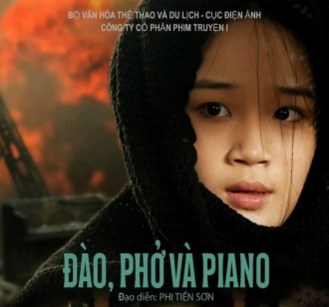 Nhan sắc nữ chính có cảnh nóng gây sốt trong 'Đào, phở và piano'- Ảnh 5. Vẻ đẹp xưa ấn tượng của Cao Thị Thùy Linh trên poster phim