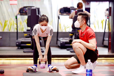 Tập gym luôn được nhiều bạn trẻ chọn lựa để rèn luyện sức khỏe - Ảnh: Q.ĐỊNH Tập gym luôn được nhiều bạn trẻ chọn lựa để rèn luyện sức khỏe - Ảnh: Q.ĐỊNH