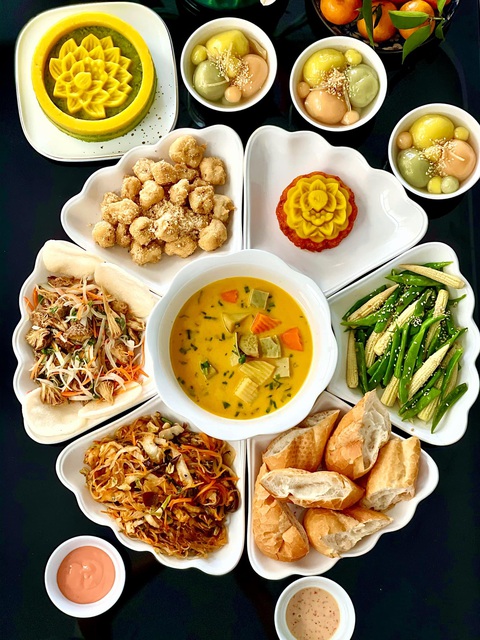 Vì sao lễ Phật quanh năm, không bằng rằm tháng giêng?- Ảnh 3. Mâm cúng chay dịp rằm tháng giêng - Ảnh: ĐAN VY