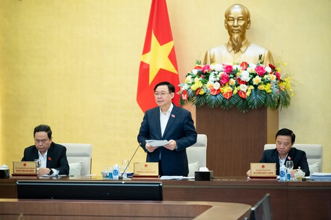 Chủ tịch Quốc hội thông tin mới nhất về dự kiến kỳ họp thứ 7- Ảnh 1. Chủ tịch Quốc hội Vương Đình Huệ phát biểu khai mạc phiên họp - Ảnh: GIA HÂN