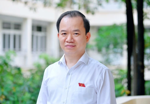 Văn minh đi chùa thay đổi tích cực nhưng việc lễ bái cầu xin bị quá đà?- Ảnh 2. PGS.TS Bùi Hoài Sơn
