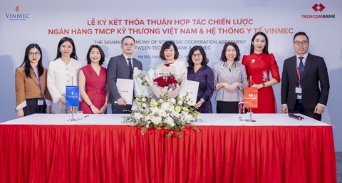 Techcombank và Vinmec ký hợp tác chiến lược- Ảnh 1. Techcombank và Vinmec ký hợp tác chiến lược - Ảnh: Techcombank