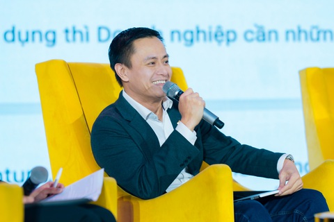 PNJ là Top 1 'Nhà tuyển dụng được yêu thích nhất 2023' ngành bán lẻ, bán sỉ- Ảnh 4. Theo ông Nguyễn Chí Kiên, PNJ sở hữu bề dày nền tảng văn hoá doanh nghiệp - Ảnh: NHẬT HOÀNG