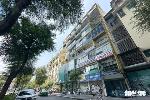 Hàng ngàn m² nhà đất công ở TP.HCM bỏ không do thiếu cơ chế cho thuê- Ảnh 4. Nhà 22 đường Lý Tự Trọng (phường Bến Nghé, quận 1) diện tích đất 785m². Hiện một phần diện tích lầu 4 (khoảng 222 m² ) đang để trống - Ảnh: THẢO LÊ