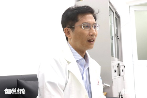 TS Đỗ Nguyên Tín - 'bàn tay vàng' trong giới can thiệp tim bẩm sinh- Ảnh 1. TS Đỗ Nguyên Tín - trưởng đơn vị can thiệp tim mạch Bệnh viện Nhi đồng 1, TP.HCM - Ảnh: XUÂN MAI