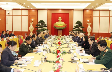Tổng bí thư: Quan hệ Việt Nam - Lào luôn giữ vai trò quan trọng đặc biệt- Ảnh 3. Tổng bí thư Nguyễn Phú Trọng và Tổng bí thư, Chủ tịch nước Lào Thongloun Sisoulith đồng chủ trì cuộc gặp - Ảnh: TTXVN