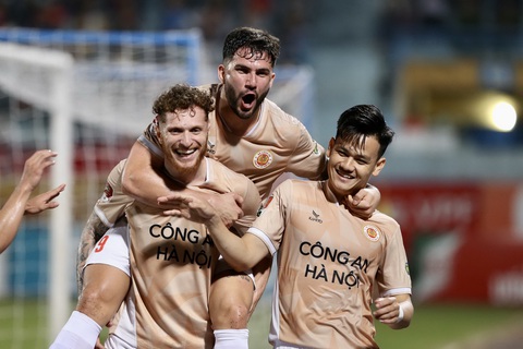 Vòng 11 V-League: Hướng về Hàng Đẫy và Nha Trang- Ảnh 1. CAHN sẽ tiếp tục ăn mừng chiến thắng trước Thanh Hóa? - Ảnh: MINH ĐỨC