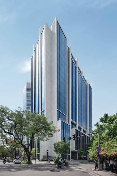 Tòa nhà trụ sở Techcombank được trao chứng nhận quốc tế- Ảnh 1. Tòa nhà trụ sở Techcombank được trao chứng nhận quốc tế cao nhất về công trình xanh - Ảnh: Techcombank
