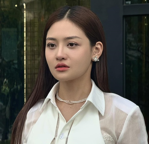 Diễn viên Thùy Anh vai Như Ý trong phim Chúng ta của 8 năm sau - Ảnh: ĐPCC Những giọt nước mắt rơi của Như Ý khi Lâm từ chối tình cảm của mình - Ảnh: ĐPCC