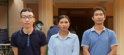 Thành lập hội đồng bồi thường cho giáo viên mất việc thắng kiện- Ảnh 1. Ba trong số 6 giáo viên mất việc được bồi thường, nhưng đến nay vẫn chưa được nhận tiền - Ảnh: TRUNG TÂN